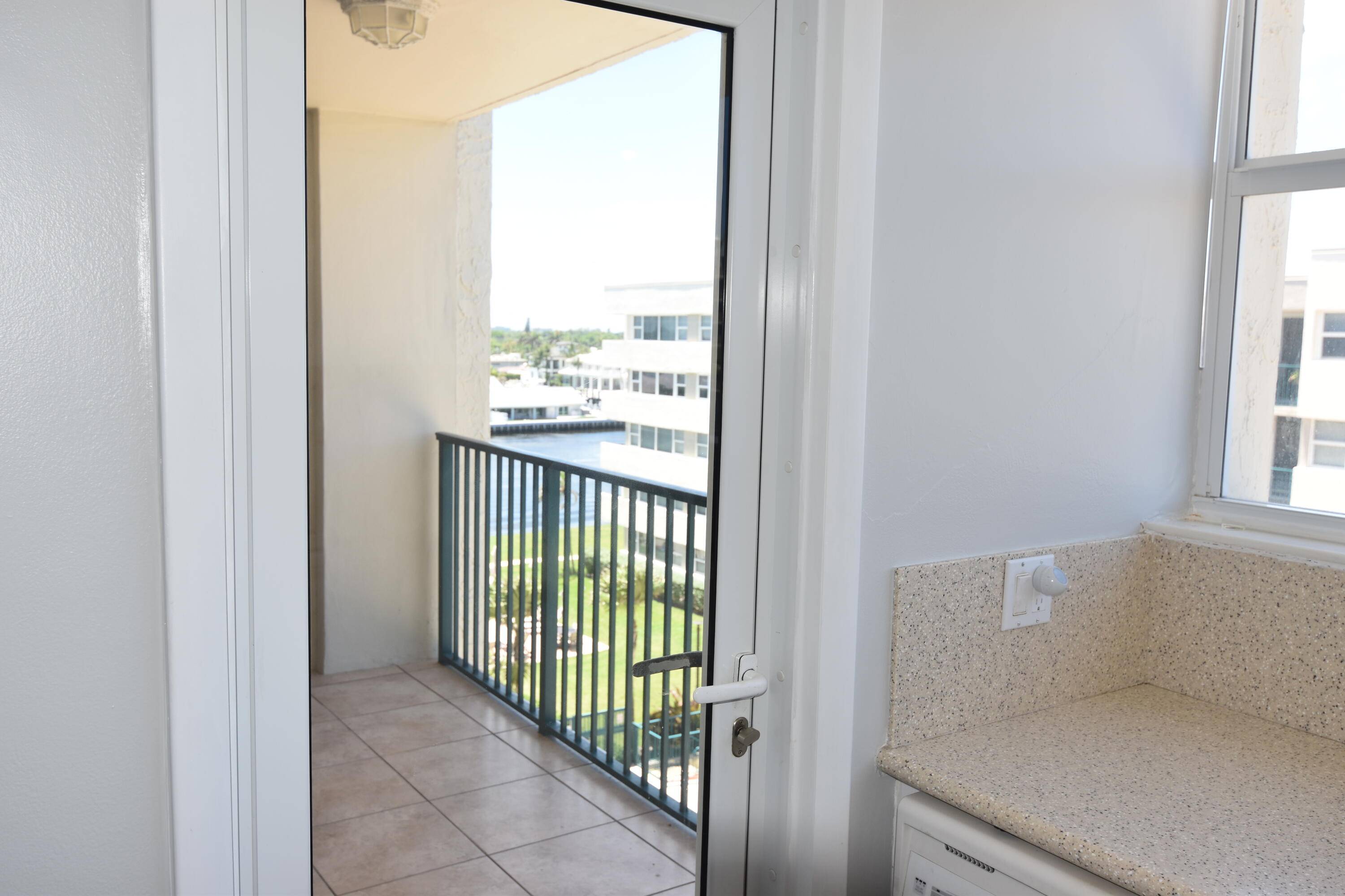 Hillsboro Beach, FL 33062,1236 Hillsboro Mile 508