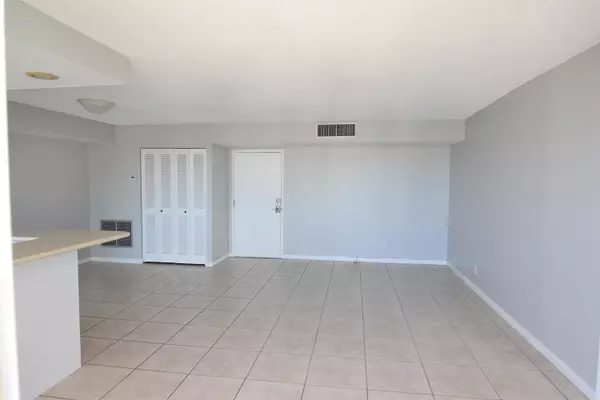 Hillsboro Beach, FL 33062,1236 Hillsboro Mile 508