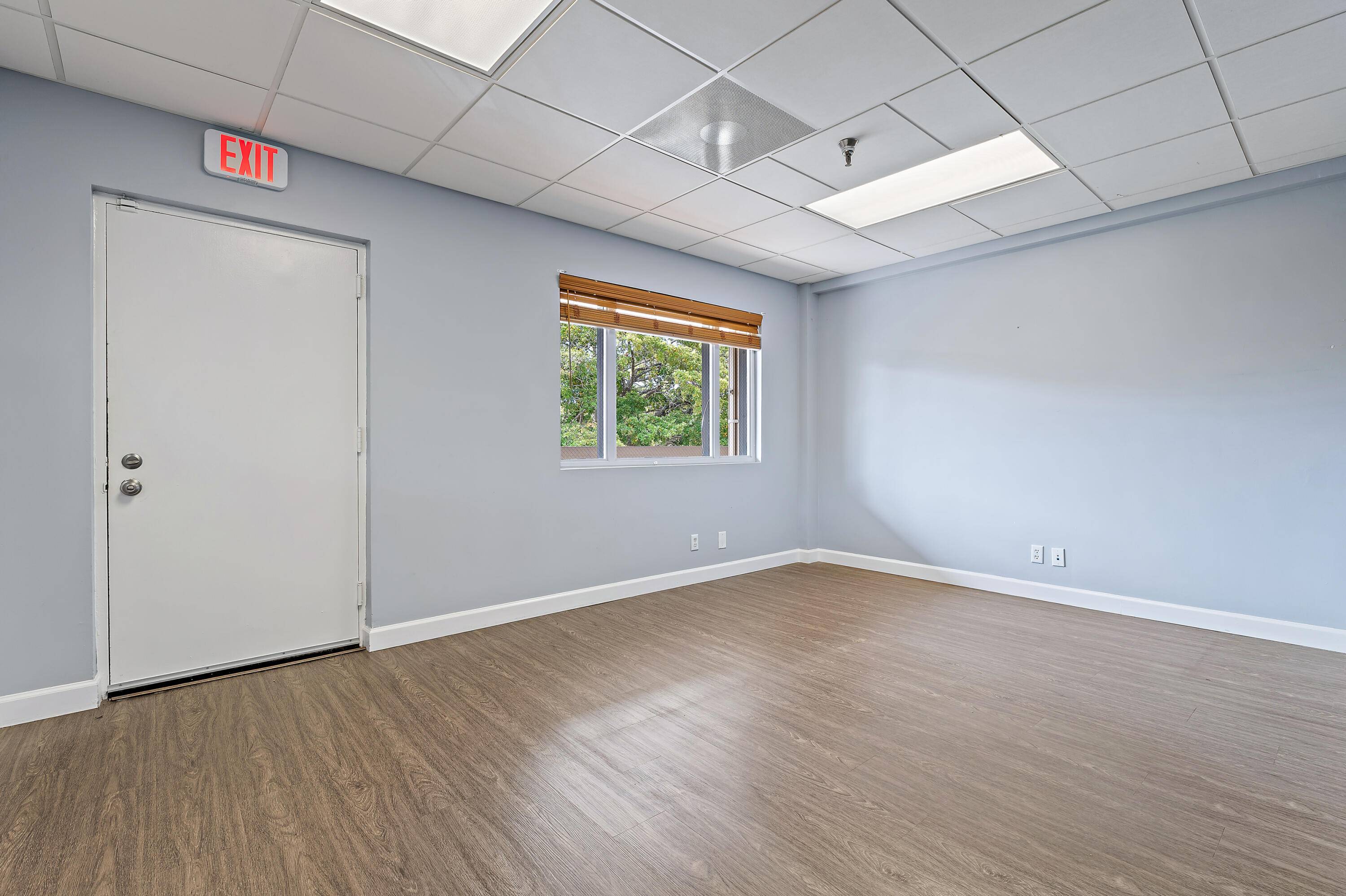 West Palm Beach, FL 33401,400 Executive Center DR 210