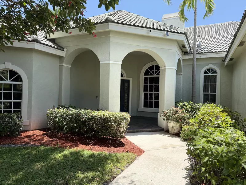 4841 Glenn Pine LN, Boynton Beach, FL 33436