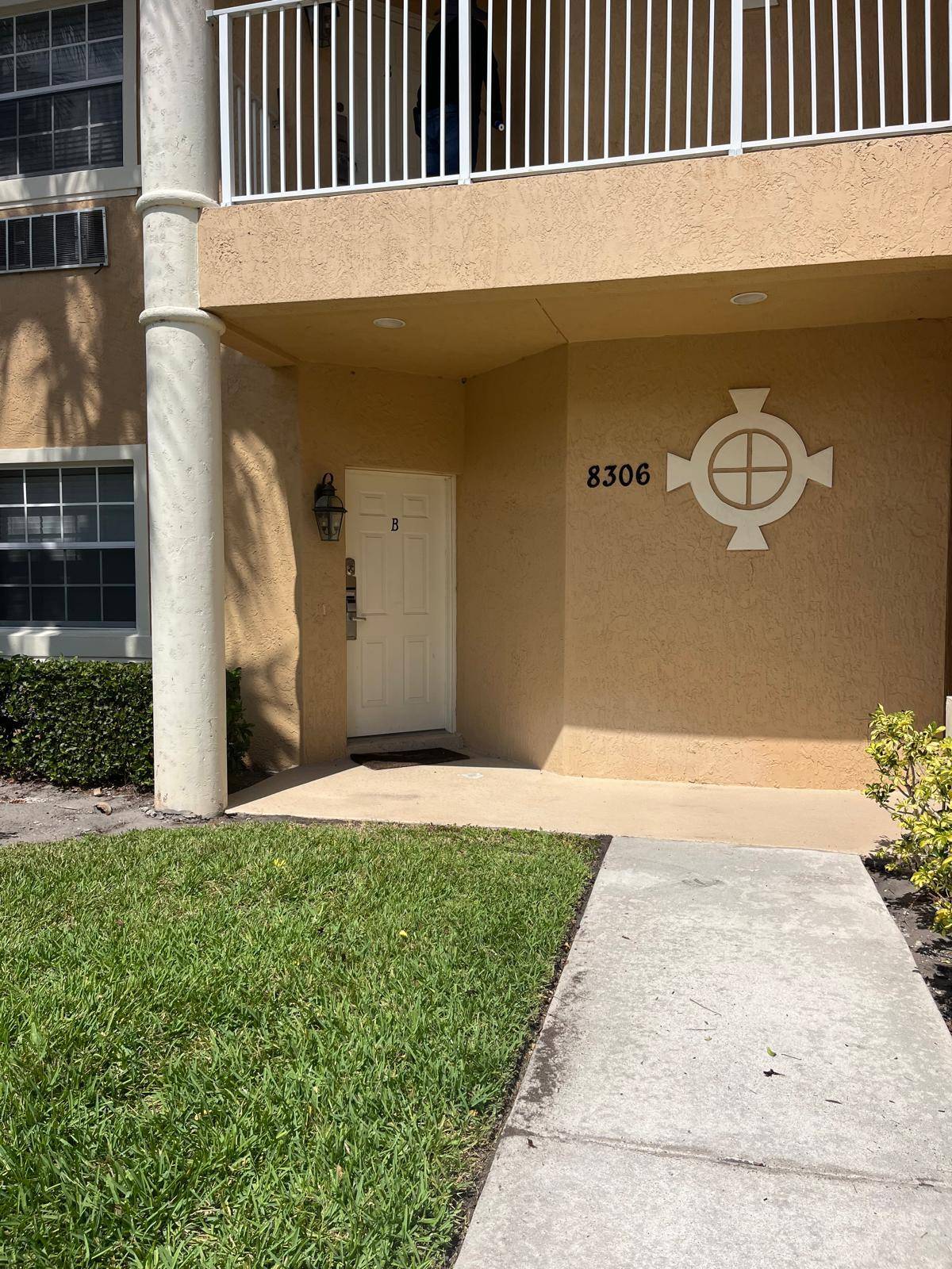 8306 Mulligan CIR B, Port Saint Lucie, FL 34986