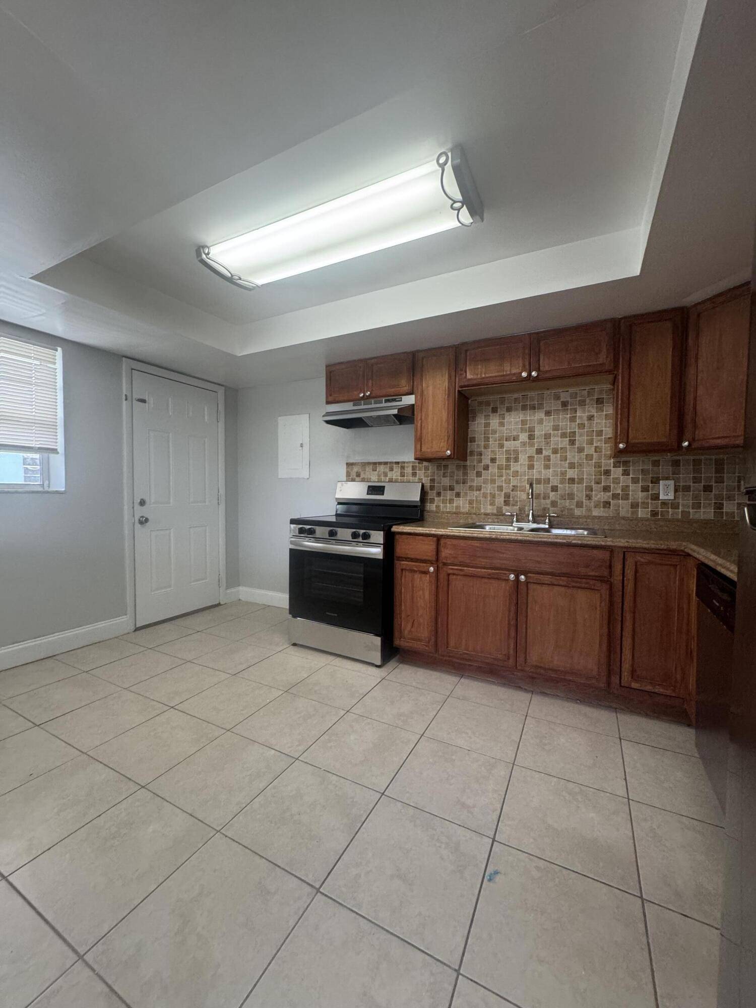 Fort Pierce, FL 34950,3204 Louisiana AVE D