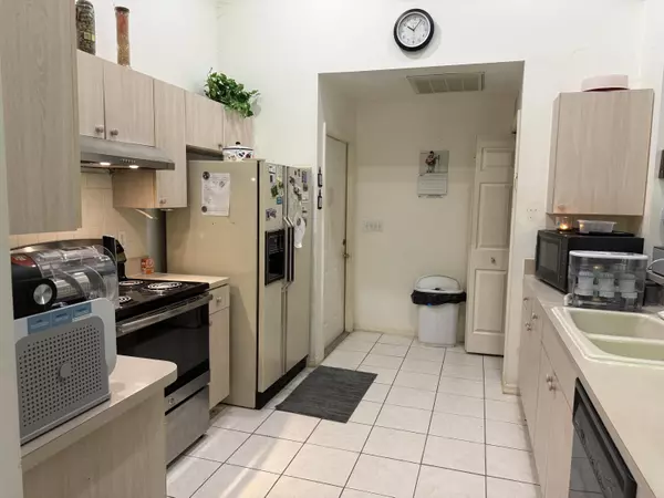 Fort Pierce, FL 34982,4050 Gator Trace RD