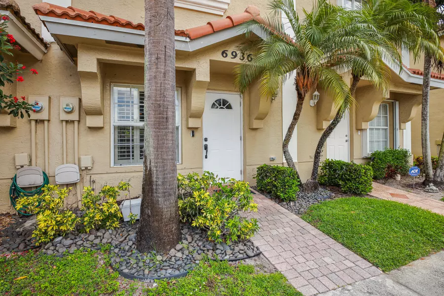 6936 Stoney Creek CIR, Lake Worth, FL 33467