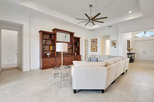 Boynton Beach, FL 33473,8273 Razorback CT
