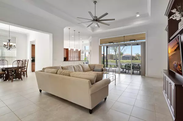 Boynton Beach, FL 33473,8273 Razorback CT