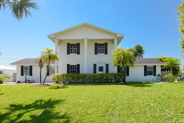 Port Saint Lucie, FL 34983,102 NE Surfside AVE