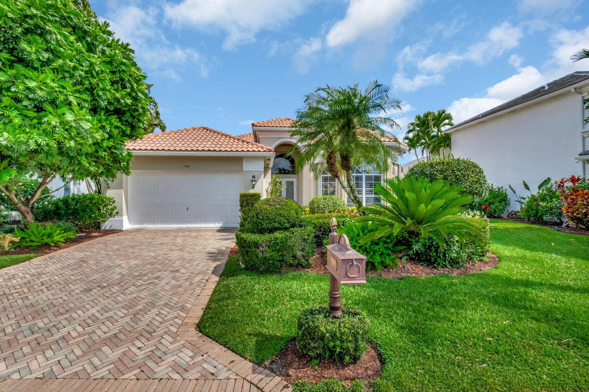 Delray Beach, FL 33446,7919 L Aquila WAY