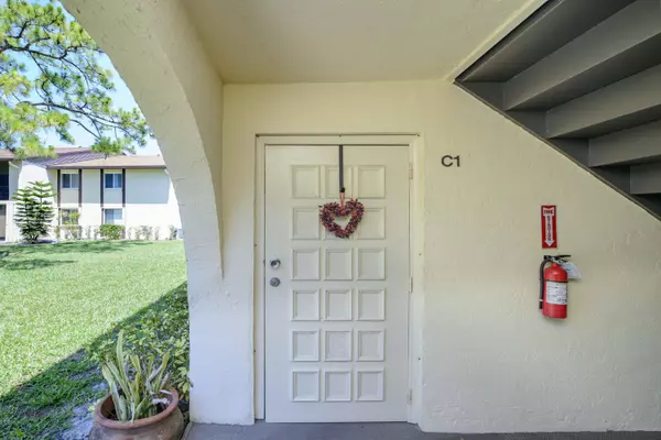 Greenacres, FL 33463,3531 Pine Needle DR C1