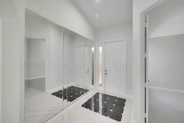 Delray Beach, FL 33446,7075 Via Genova