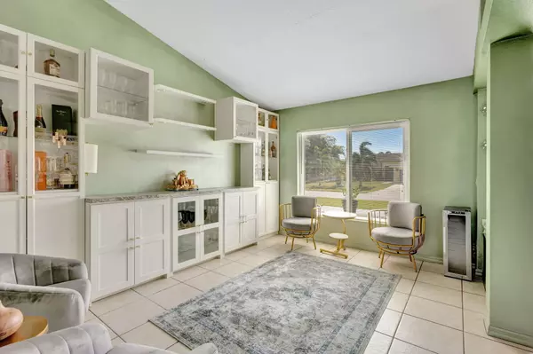 Port Saint Lucie, FL 34953,1985 SW Beard ST