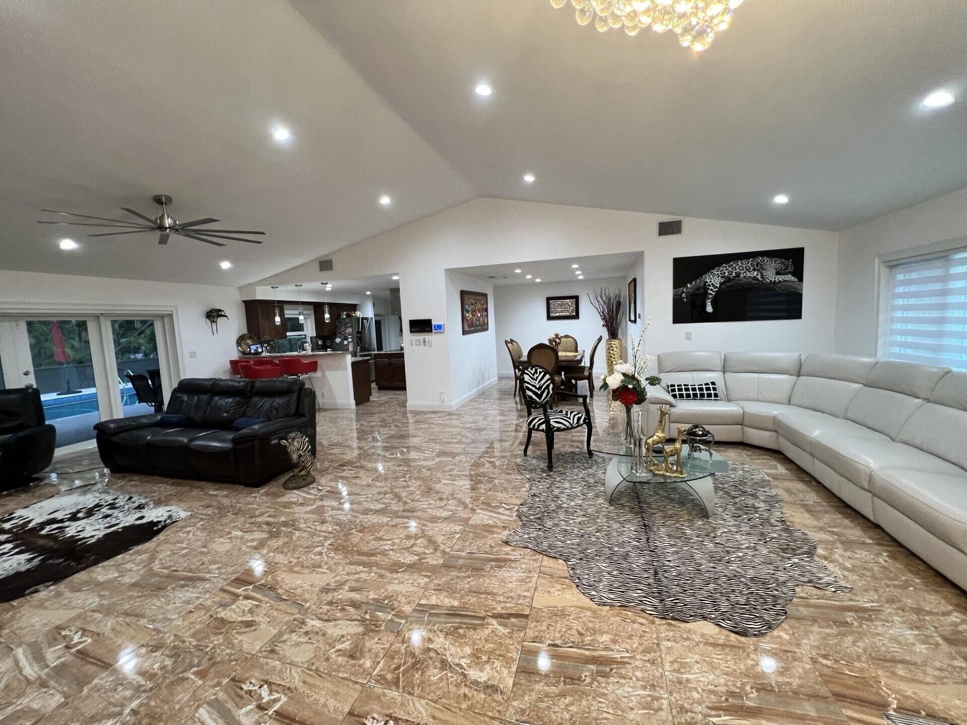 Boca Raton, FL 33498,10278 Crosswind RD