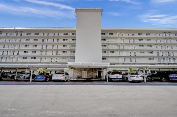 Highland Beach, FL 33487,3100 S Ocean BLVD 620