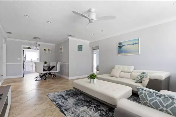 Palm Beach Gardens, FL 33410,337 Balsam ST