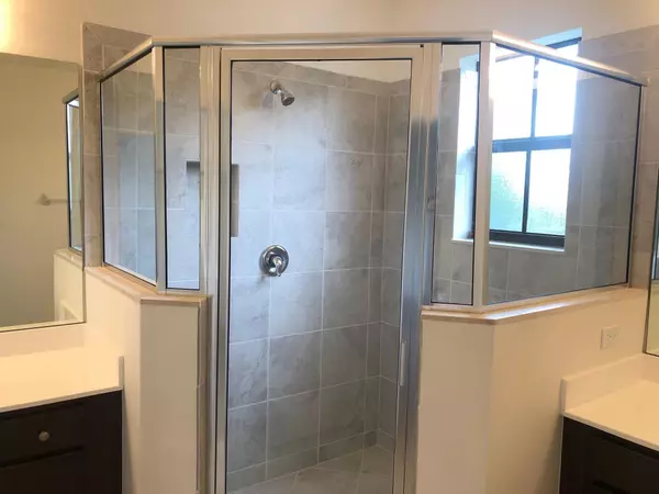 Lake Worth, FL 33463,6145 Bangalow DR
