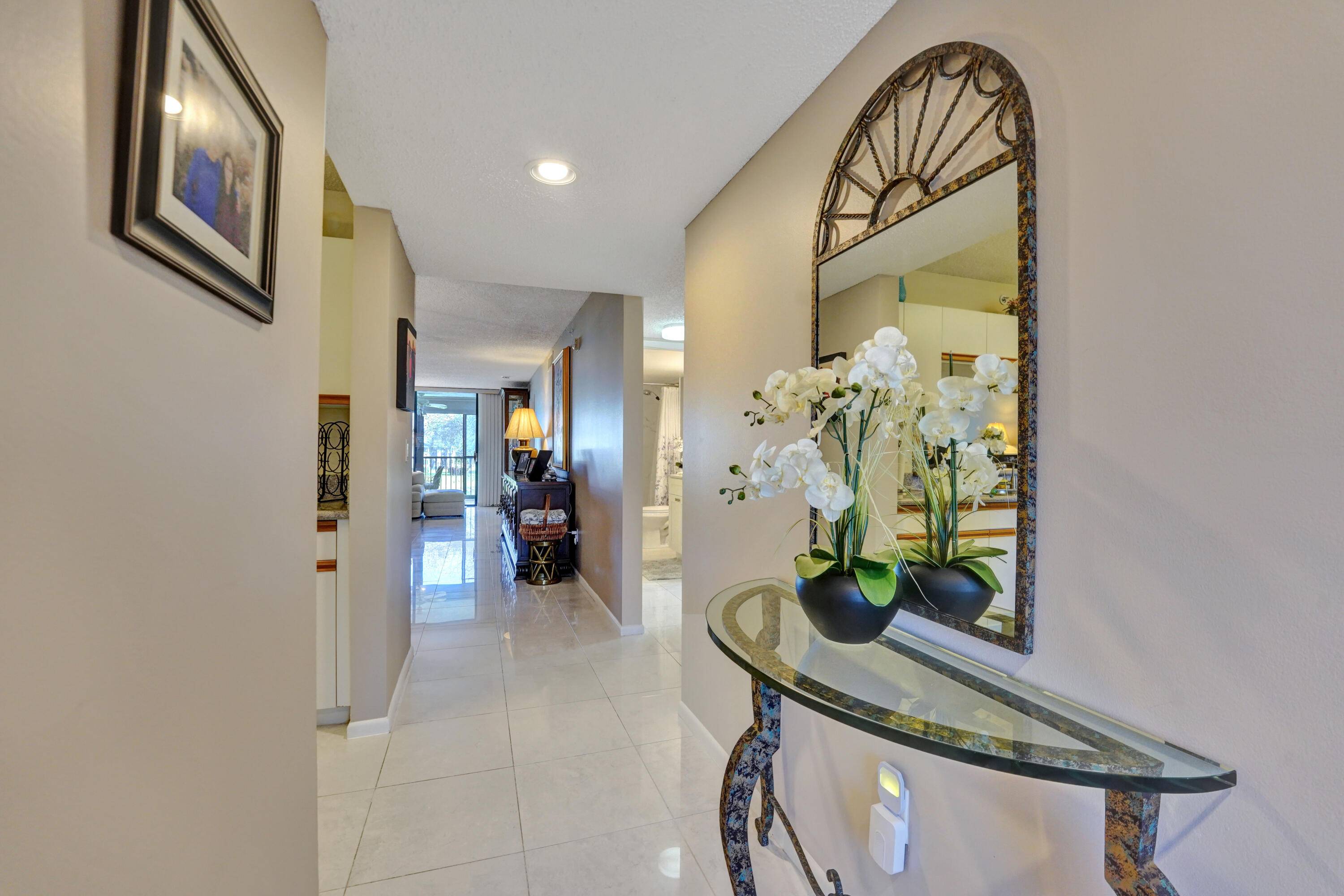 Delray Beach, FL 33484,15355 Lakes Of Delray BLVD 211