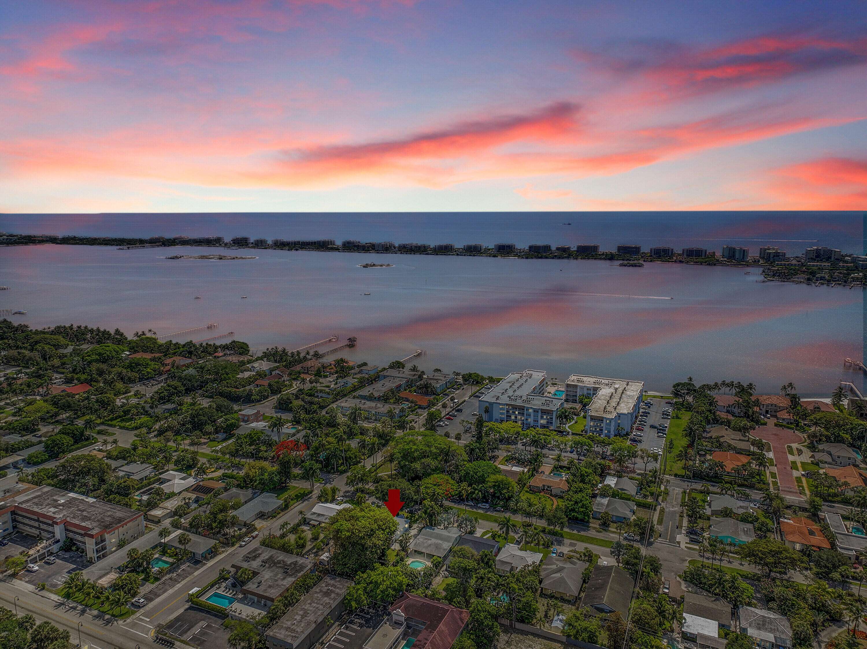 Lake Worth Beach, FL 33460,1511 S Palmway