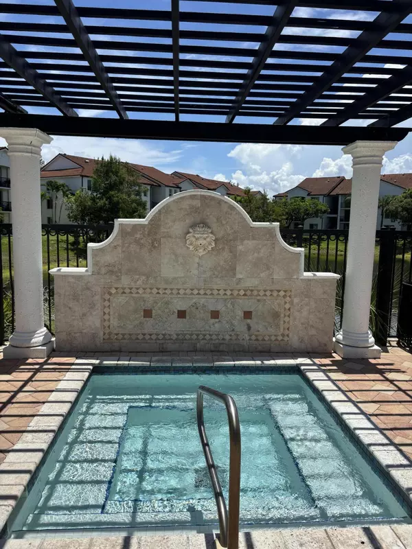 Boynton Beach, FL 33435,409 Villa CIR 409