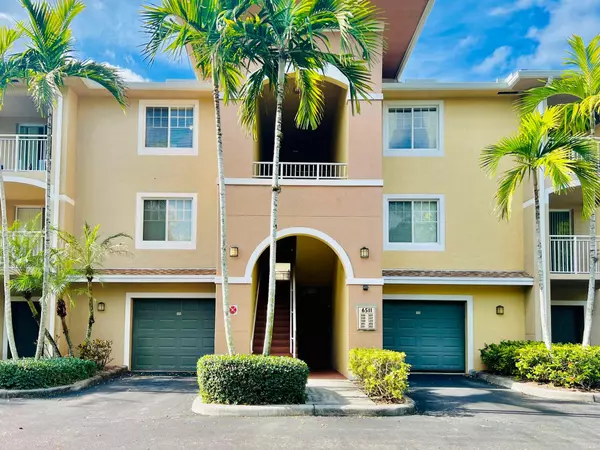 6511 Emerald Dunes DR 308, West Palm Beach, FL 33411