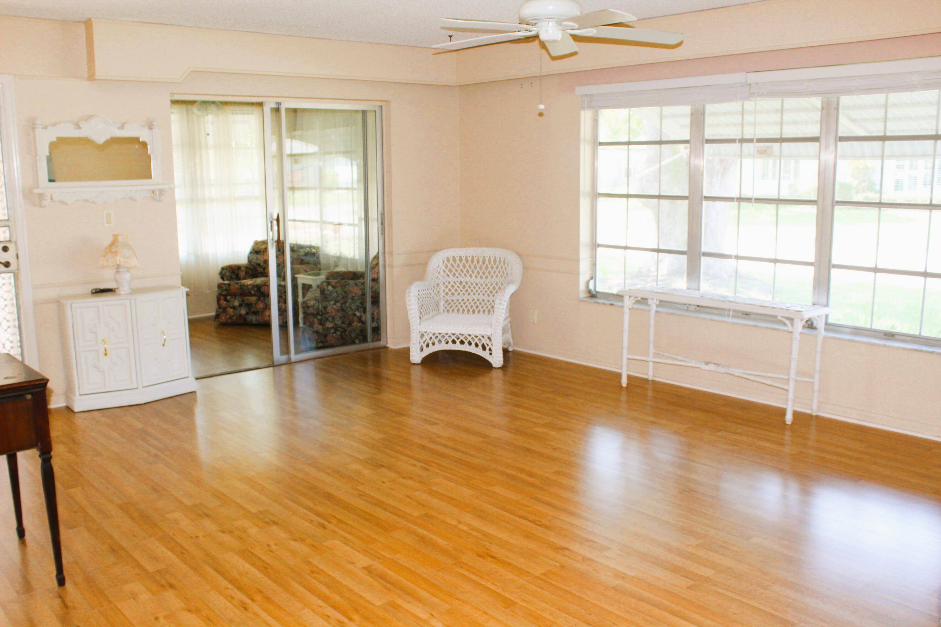 Delray Beach, FL 33445,540 High Point DR A