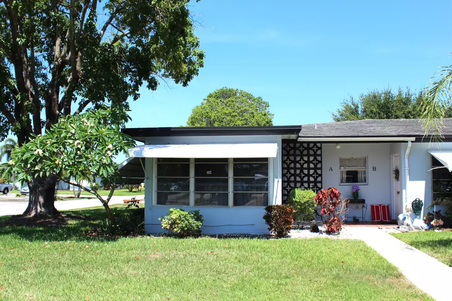 540 High Point DR A, Delray Beach, FL 33445