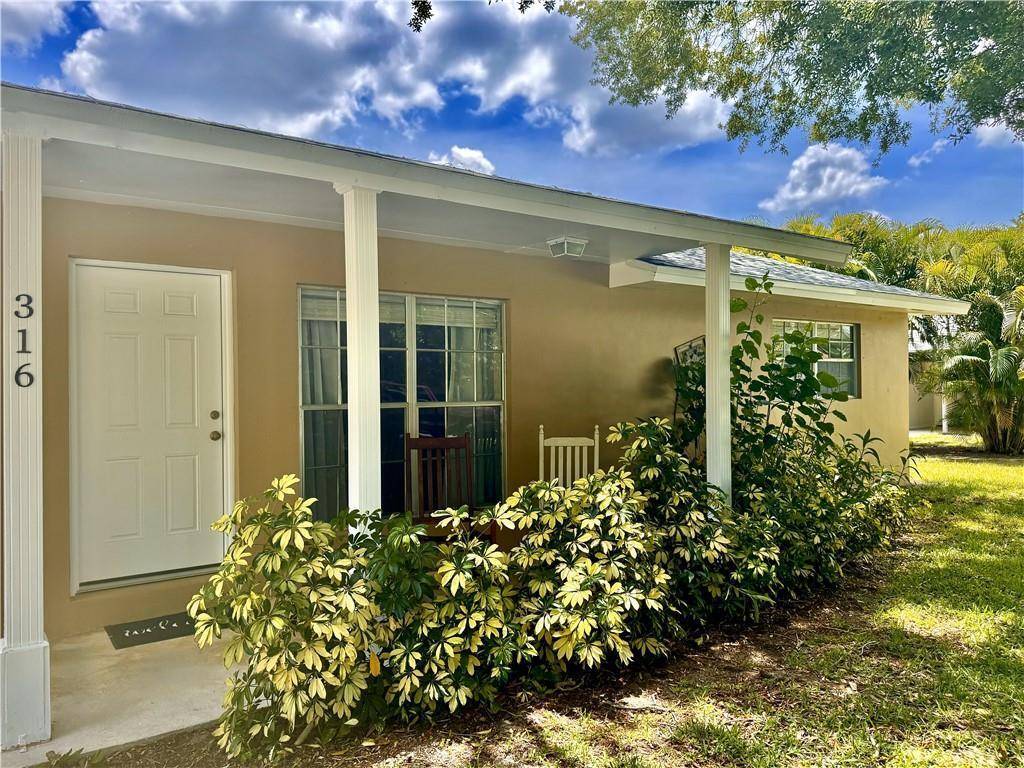 316 30th AVE, Vero Beach, FL 32968