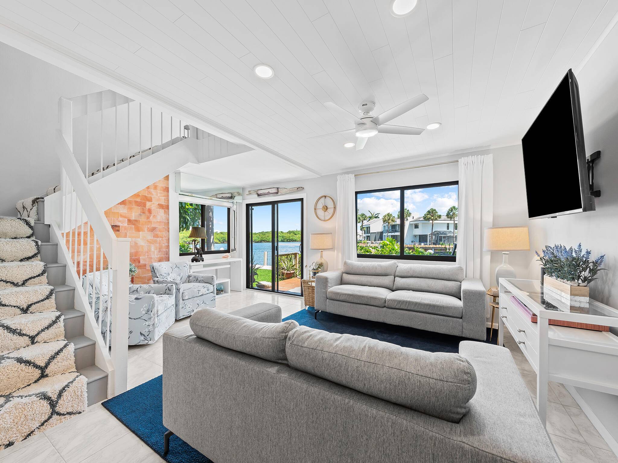 Highland Beach, FL 33487,1005 Russell DR #2