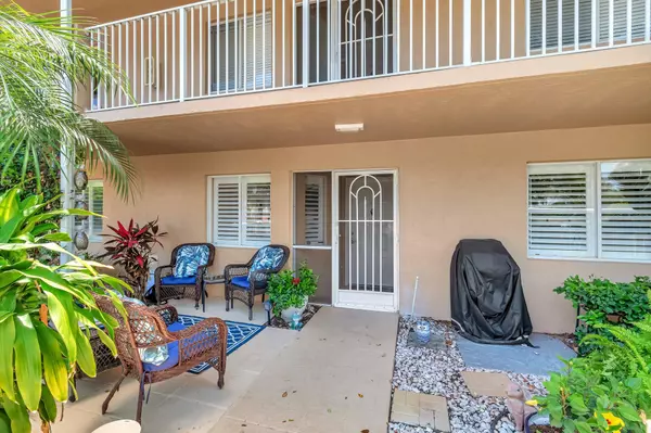 Boynton Beach, FL 33437,5914 Regal Glen DR 107