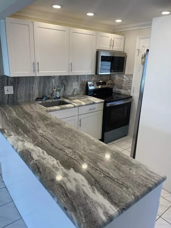 5501 NW 2 Nd AVE 203, Boca Raton, FL 33487