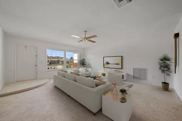 Boca Raton, FL 33433,22602 SW 54th WAY