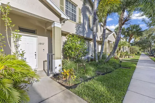 Port Saint Lucie, FL 34952,1957 SE Avon Park DR