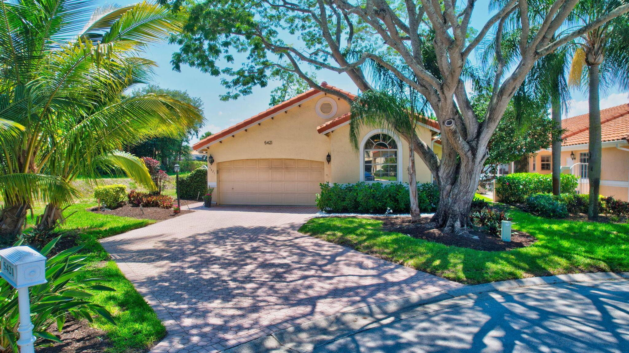 5421 Casa Real DR, Delray Beach, FL 33484