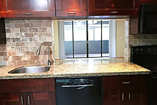 Plantation, FL 33317,6800 Cypress RD 215