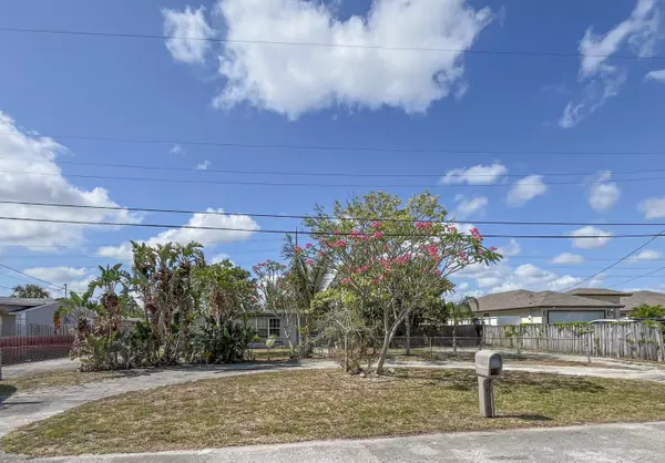 West Palm Beach, FL 33406,2818 Alabama ST