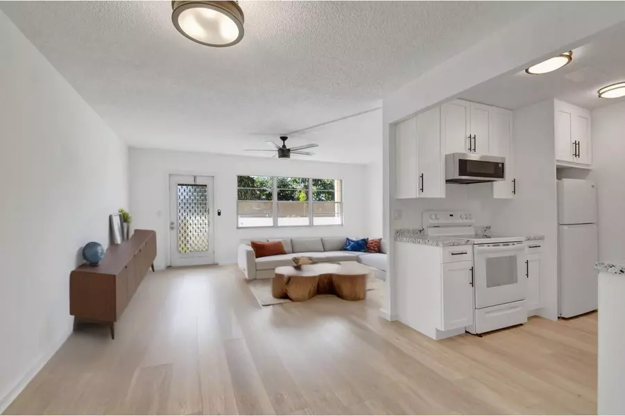1067 Newport Q DR, Deerfield Beach, FL 33442