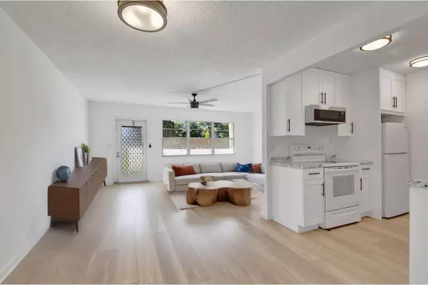 1067 Newport Q DR, Deerfield Beach, FL 33442