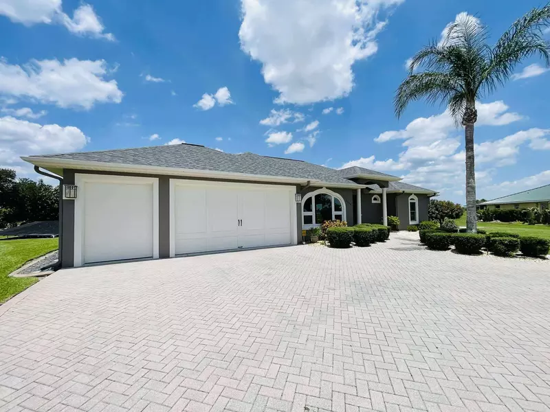 1036 Greenway TER, Sebring, FL 33876