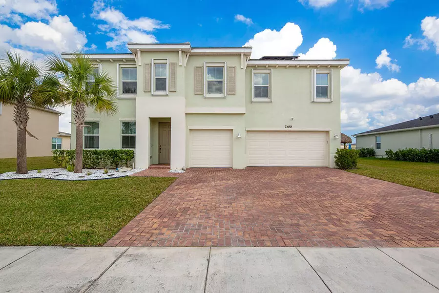 7499 NW Deysbrook LN, Port Saint Lucie, FL 34987