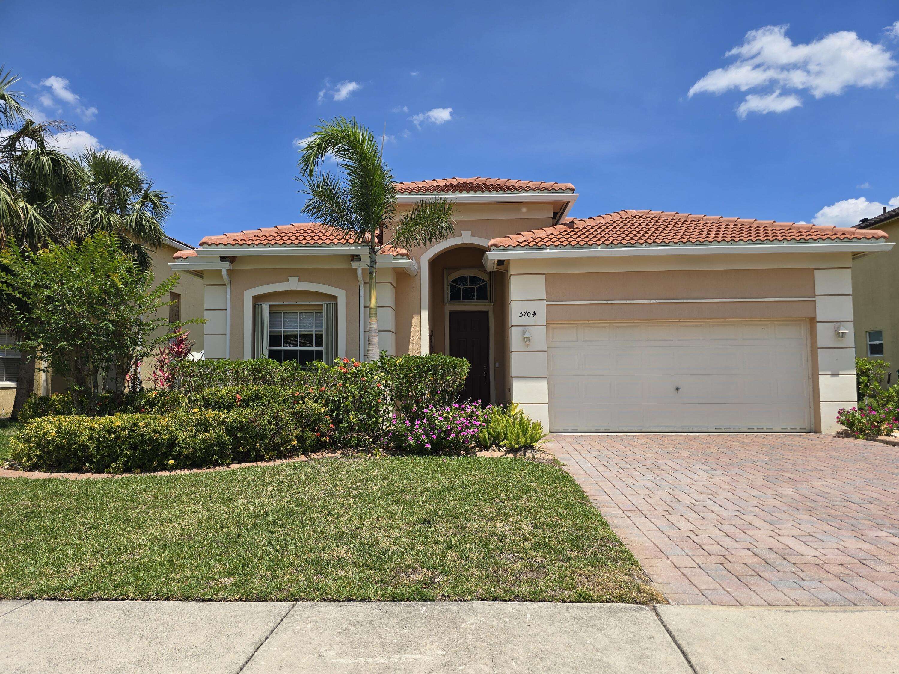 5704 Spanish River RD, Fort Pierce, FL 34951