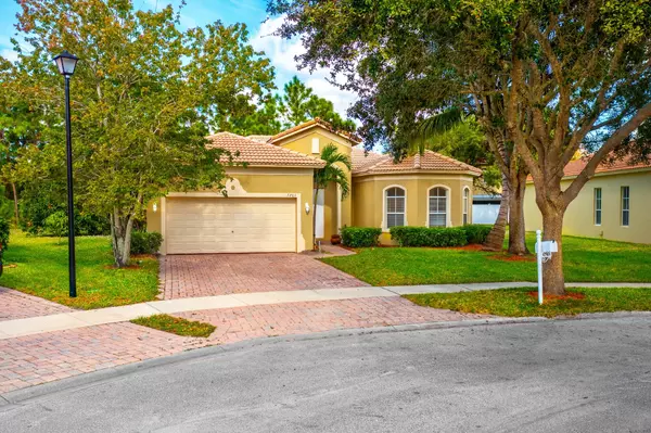 Fort Pierce, FL 34951,5761 Spanish River RD