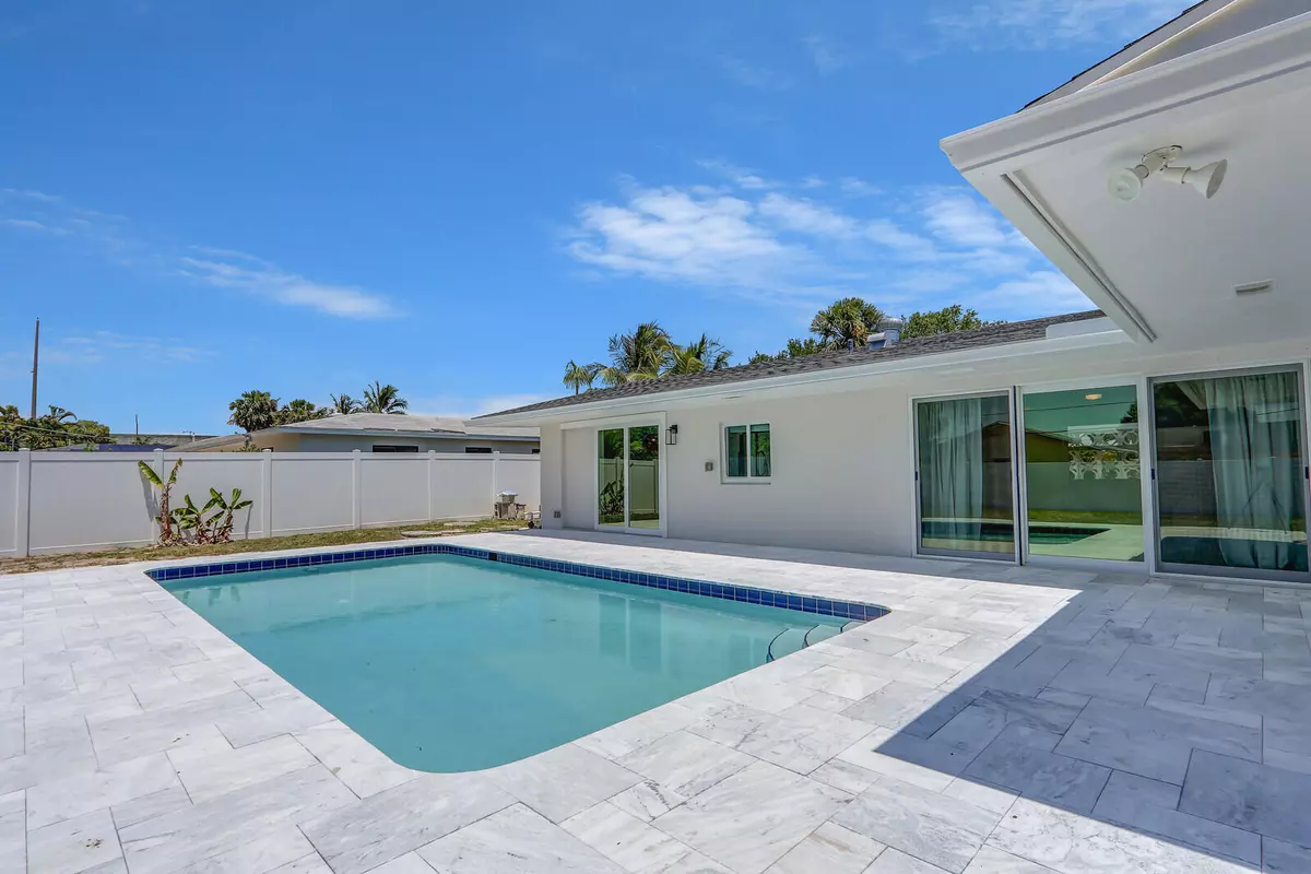 Palm Beach Gardens, FL 33410,3898 Holly DR