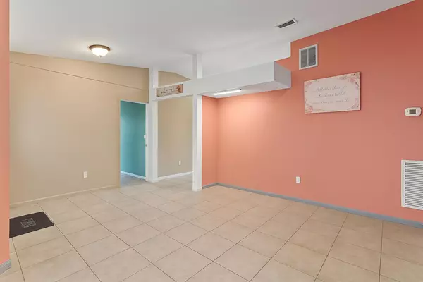 Port Saint Lucie, FL 34953,3182 SW Cathedral ST