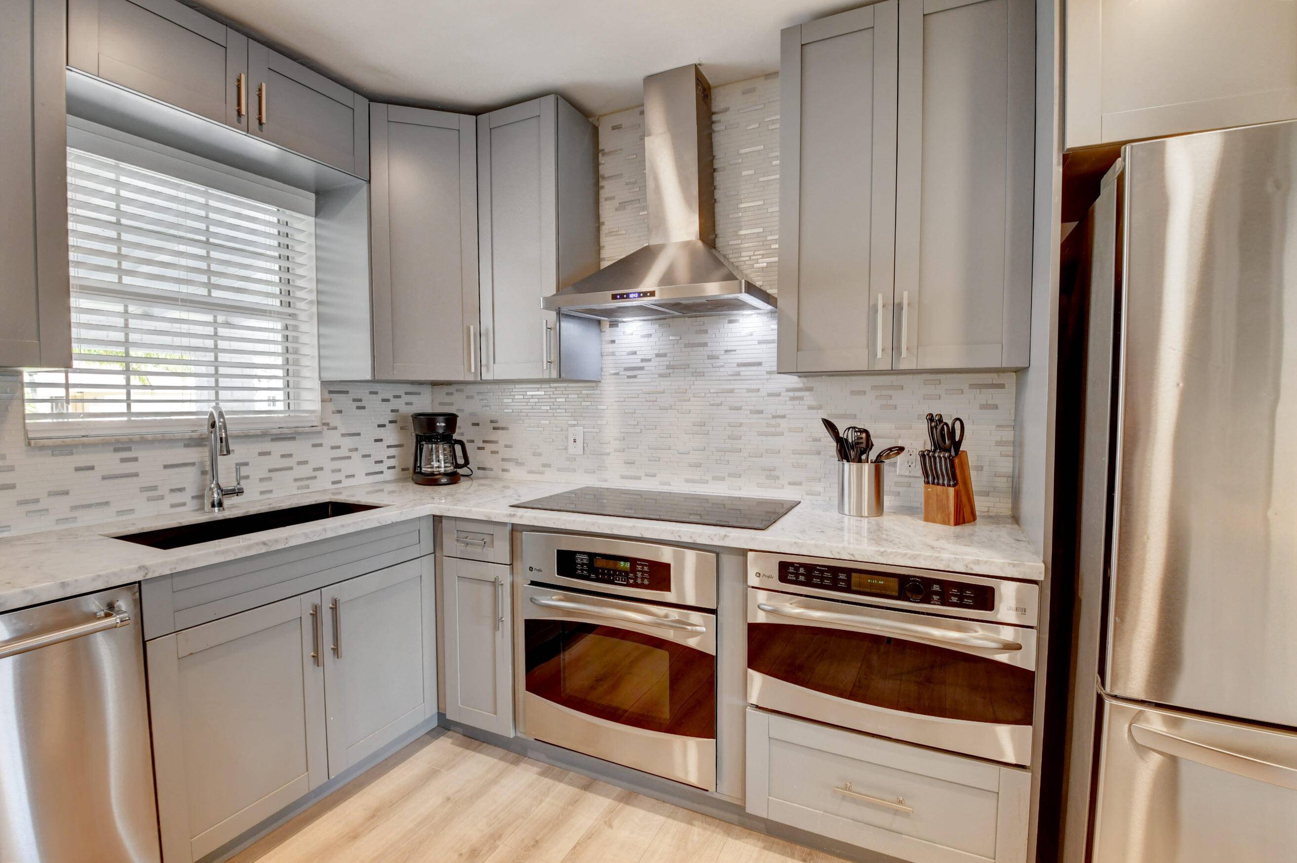 Boca Raton, FL 33431,400 NE 45th ST