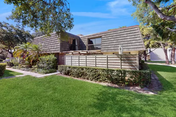 Palm Beach Gardens, FL 33418,615 6th TER