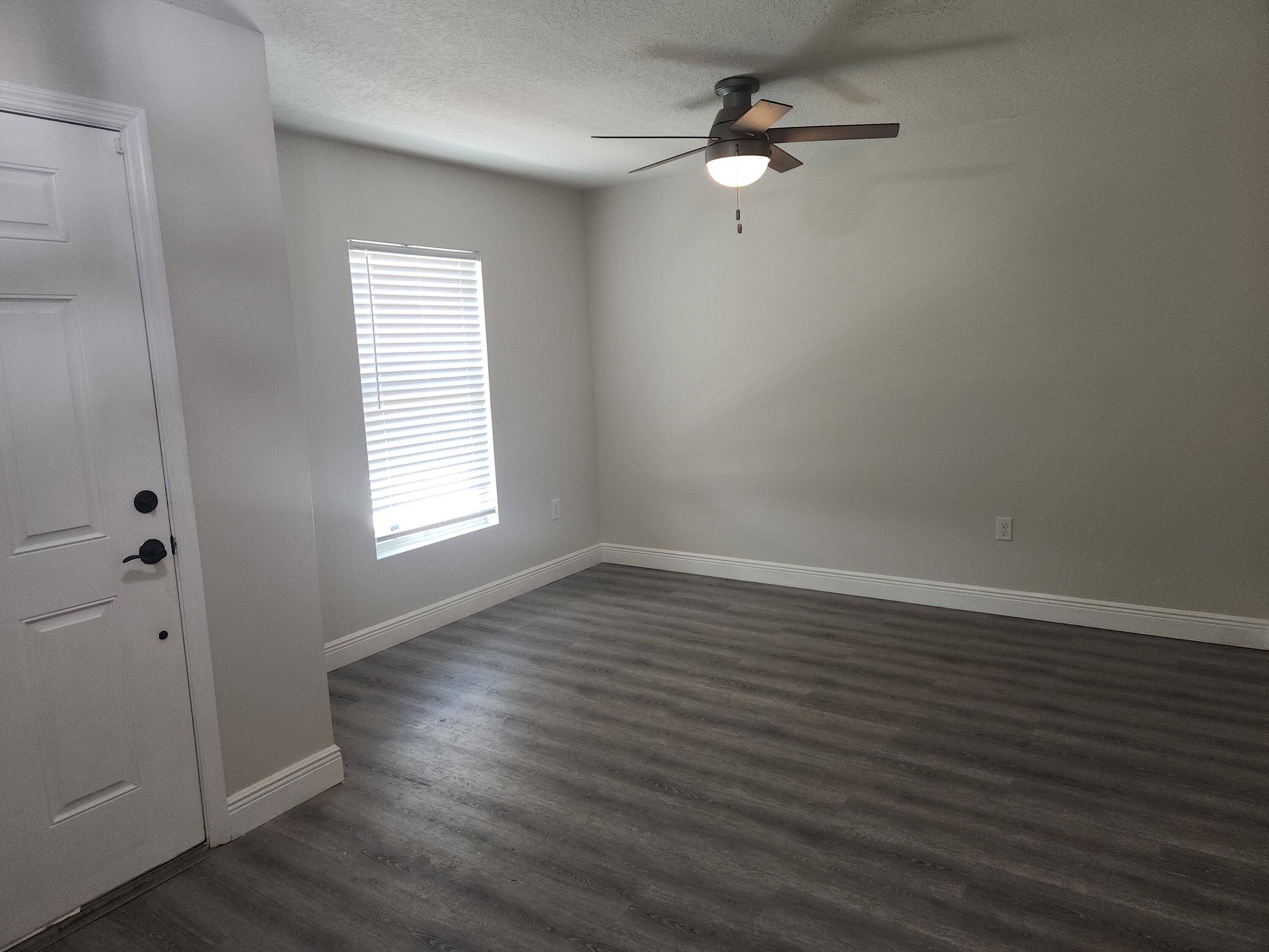 Port Saint Lucie, FL 34983,1721 SE Biddle LN