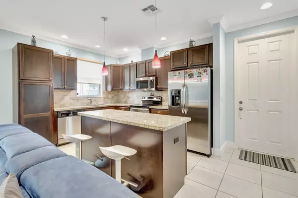 Cooper City, FL 33024,4128 Cascada CIR