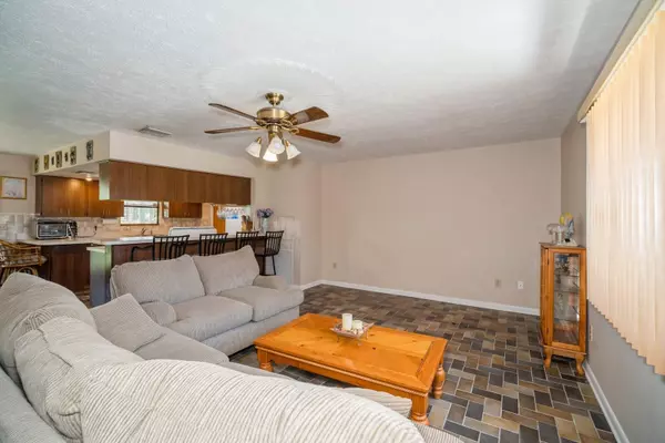 Fort Pierce, FL 34982,6001 Palm DR