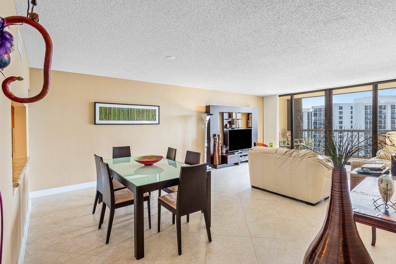 Highland Beach, FL 33487,4740 S Ocean BLVD 1515