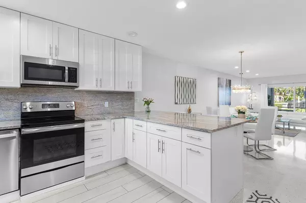 Boca Raton, FL 33431,701 NE Harbour TER 103