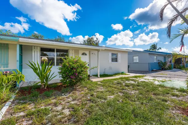 Greenacres, FL 33463,5881 S 38th CT